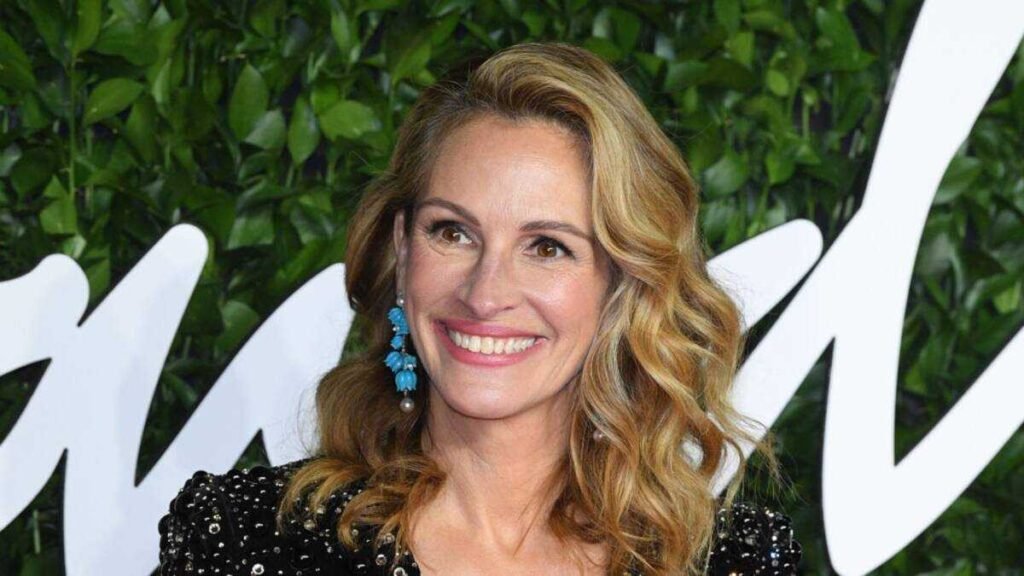 julia roberts net worth